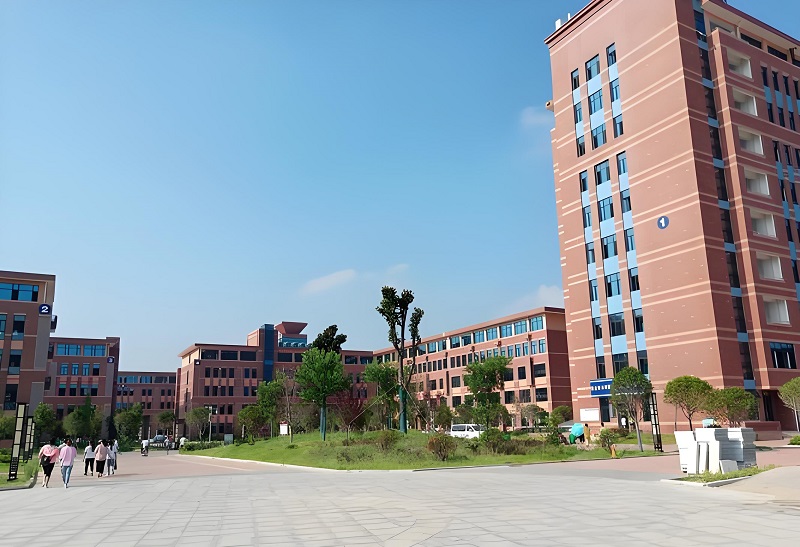 邓州市职业技术学校